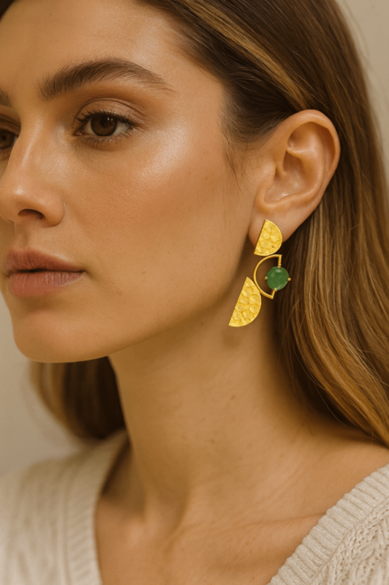 Anvaya Studs