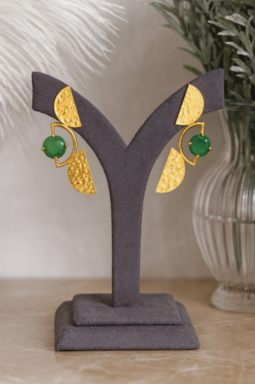 Anvaya Studs