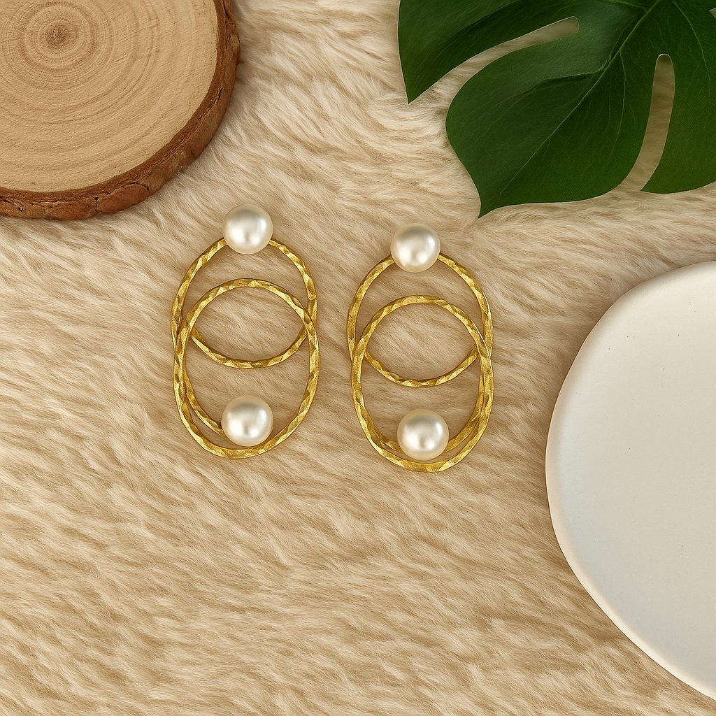 Amara Pearl Studs