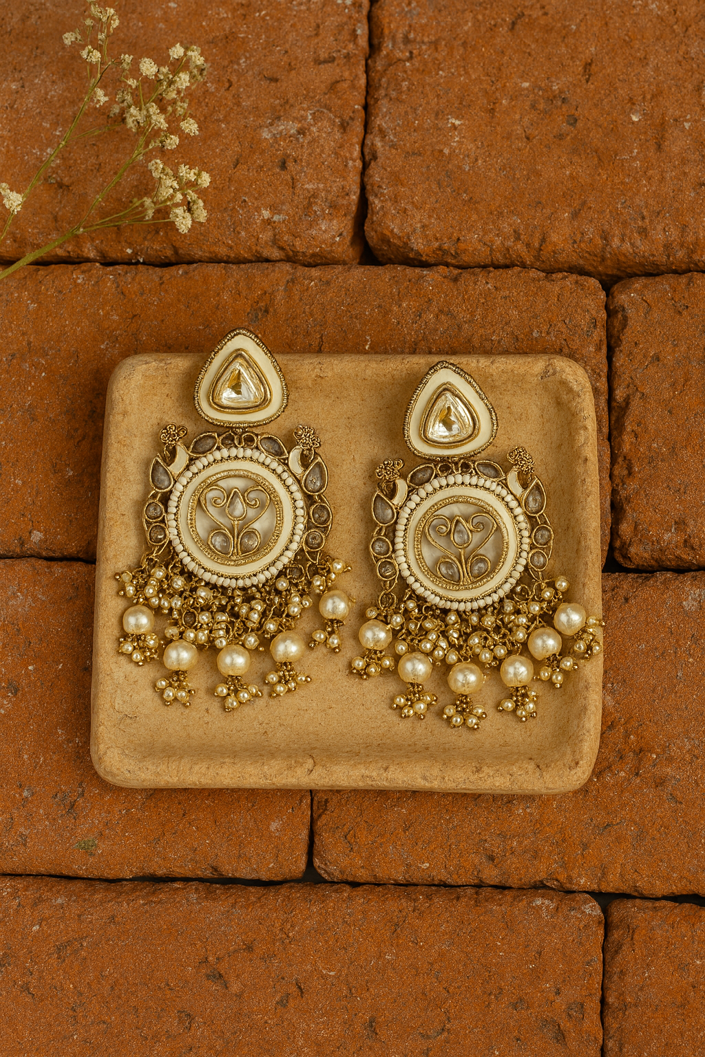 Ishani Danglers