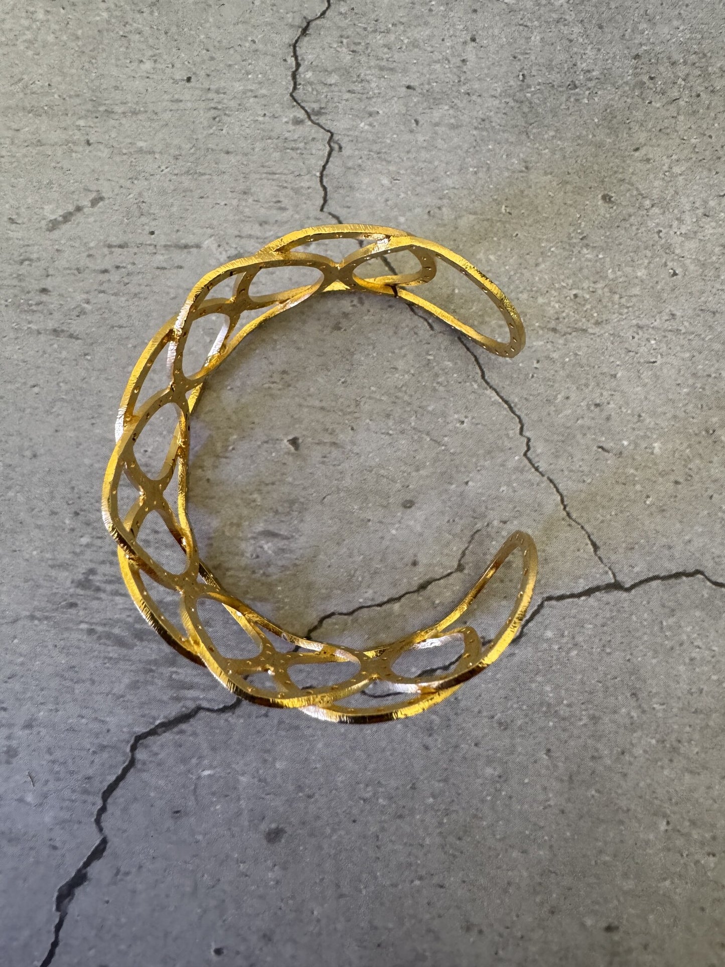 Overlap Ring Bracelet