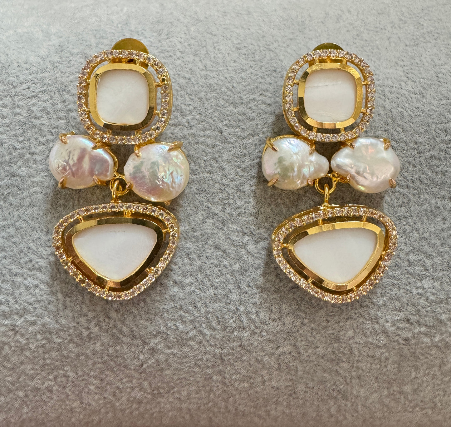 Mop Diamond Danglers