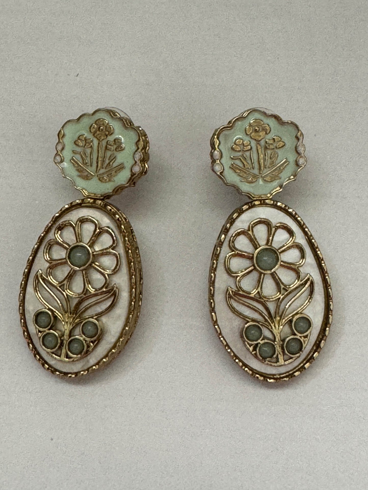 Mint Heeral Danglers