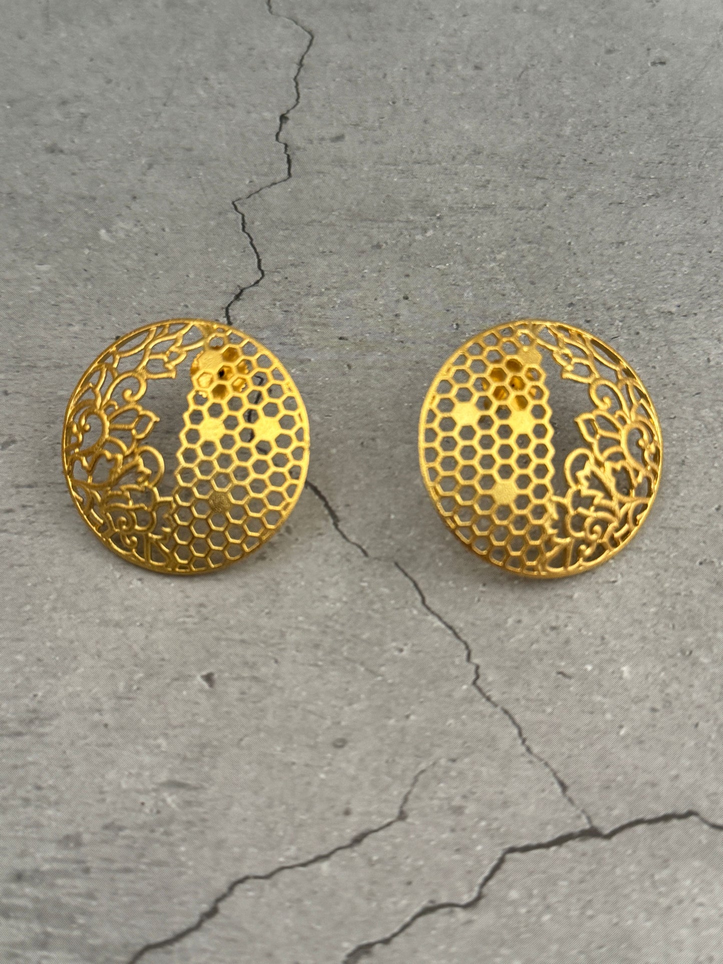 Leena Cutwork Studs