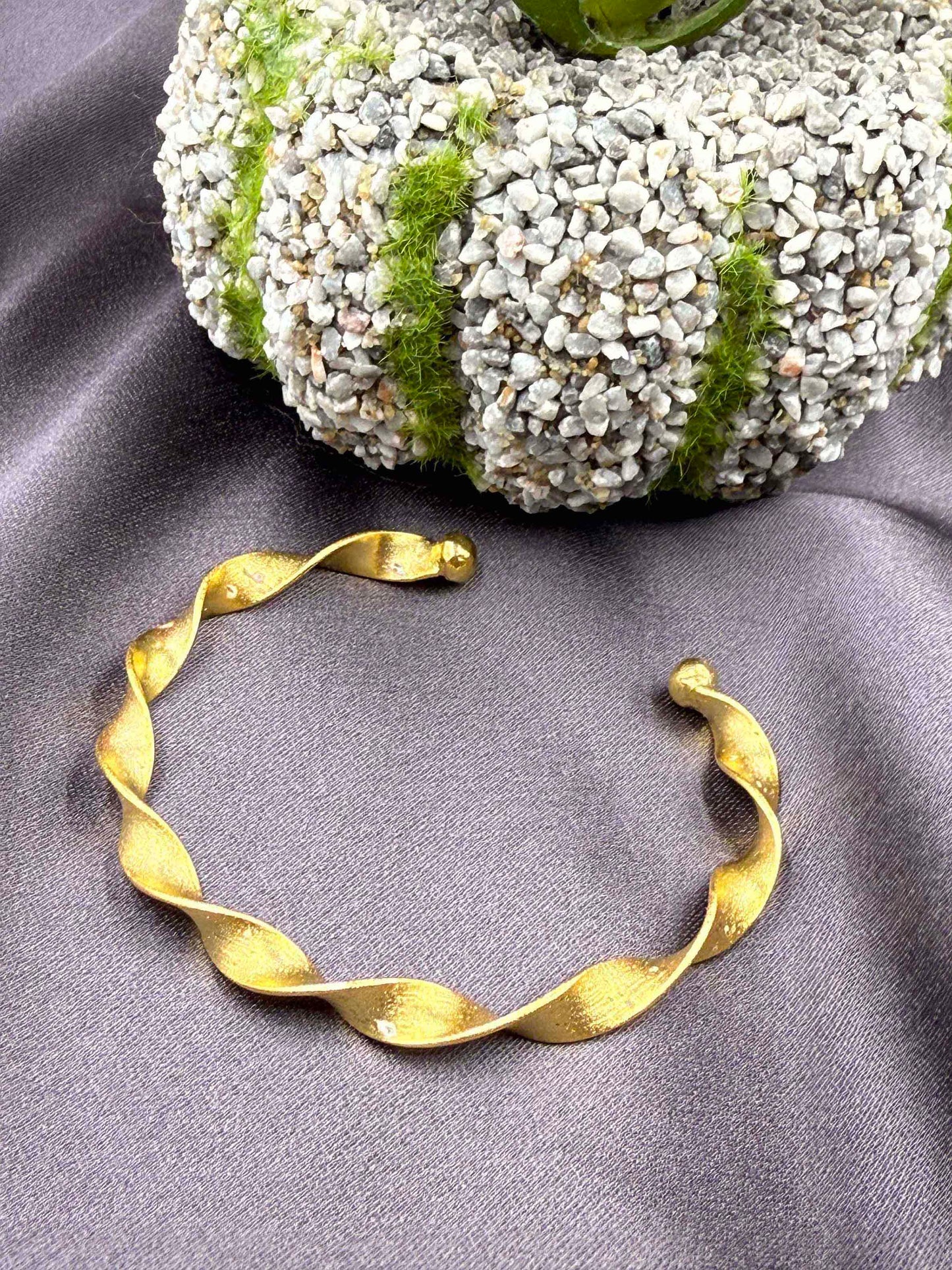 Twisted Mini Bracelet