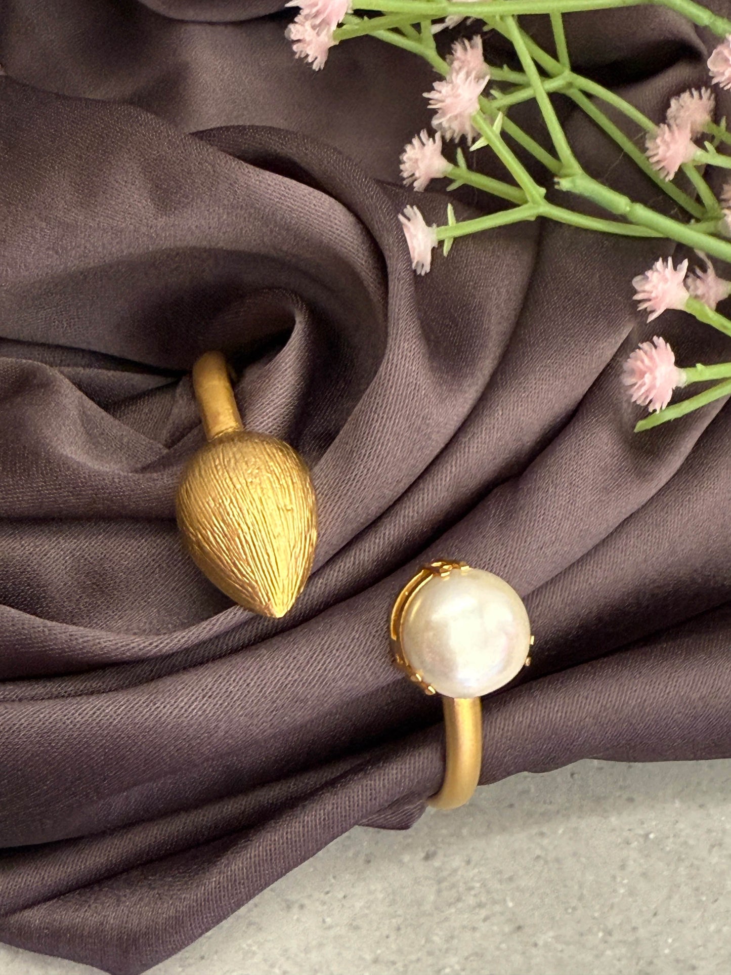 Pearl Kada Bracelet