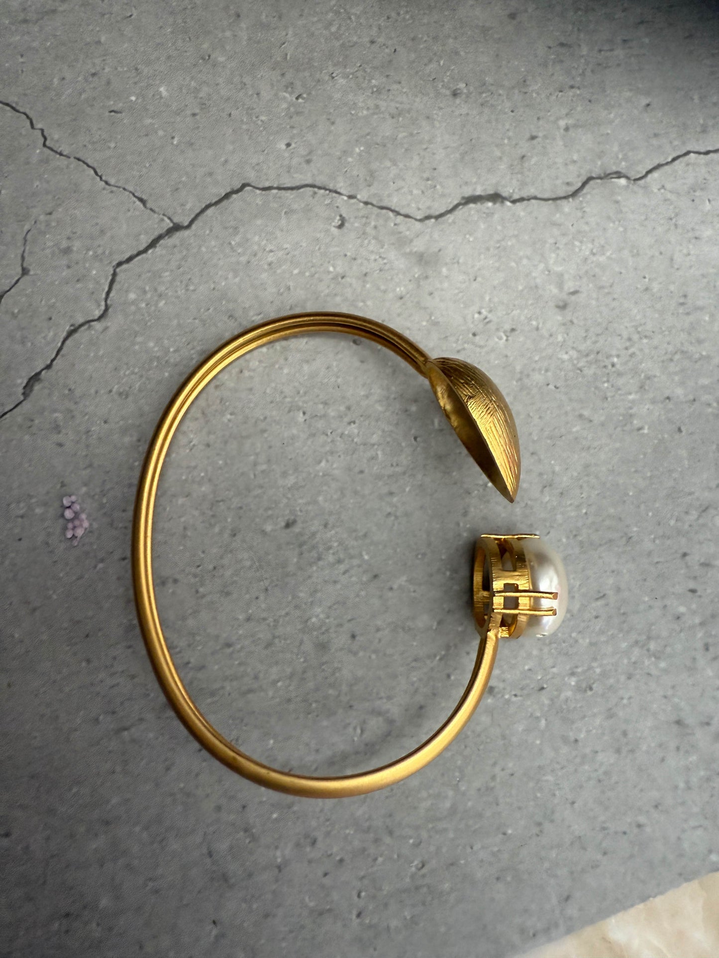 Pearl Kada Bracelet