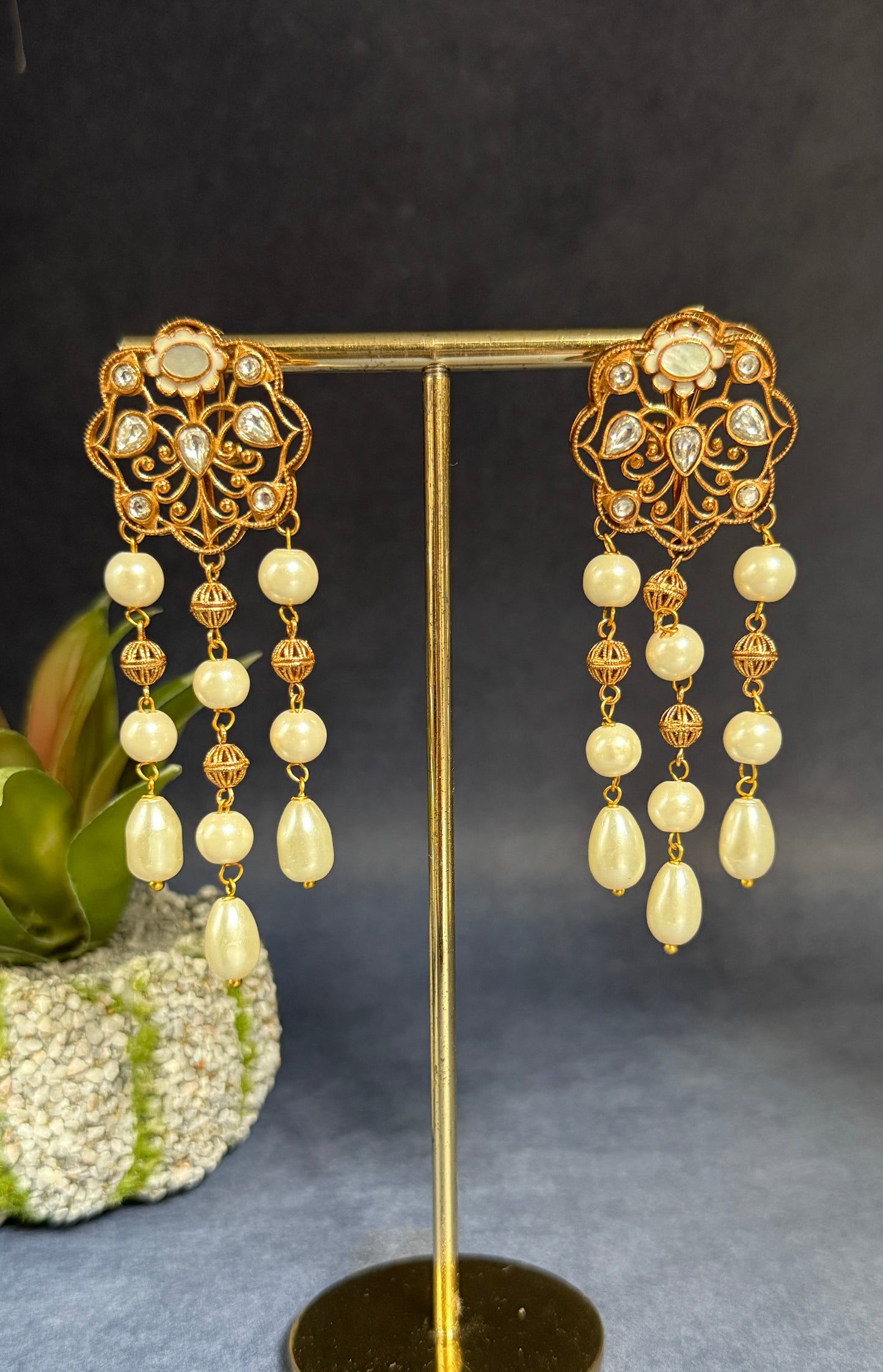 Cutwork Pearl Tassel Danglers