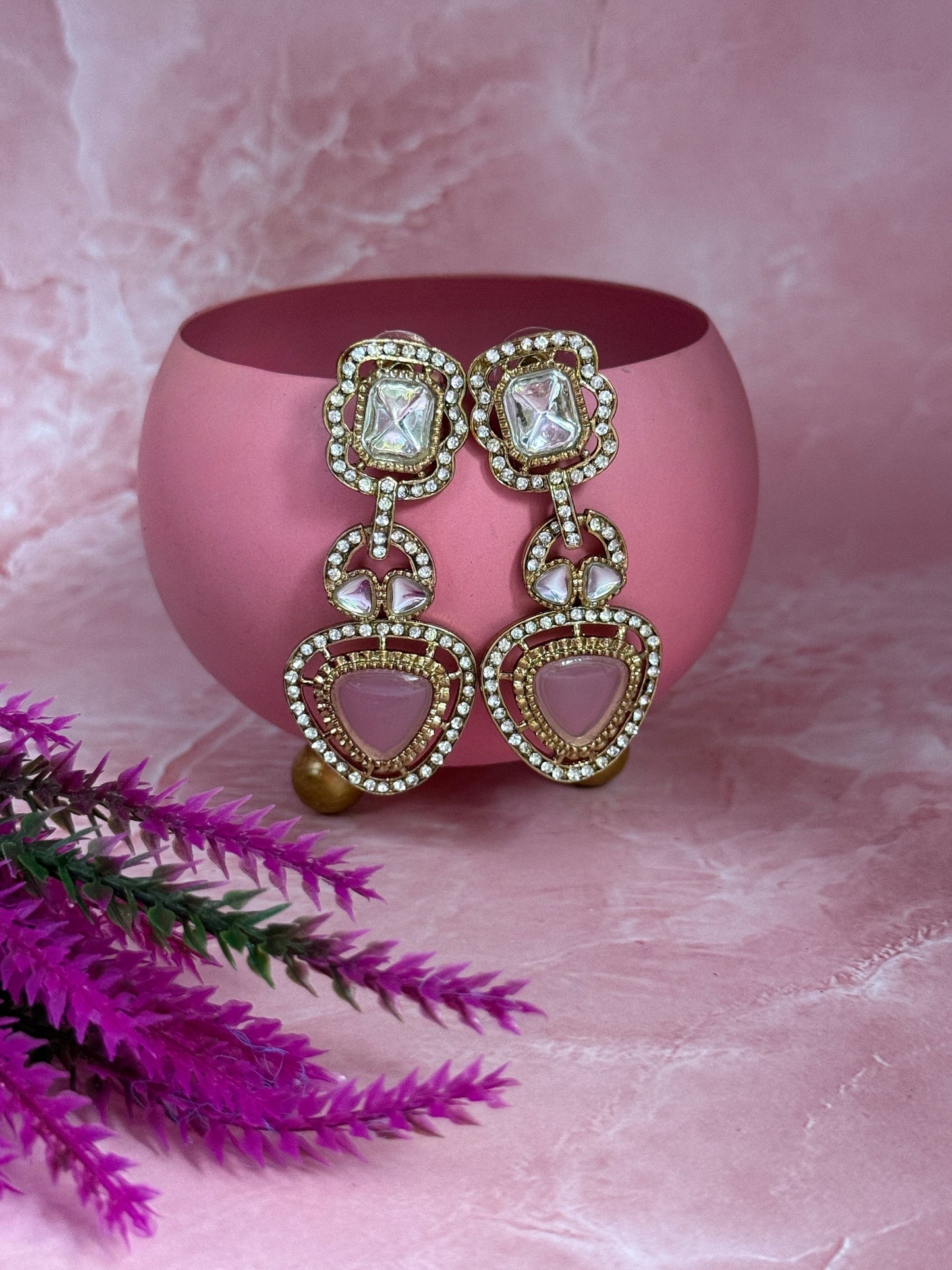 Nayna Danglers