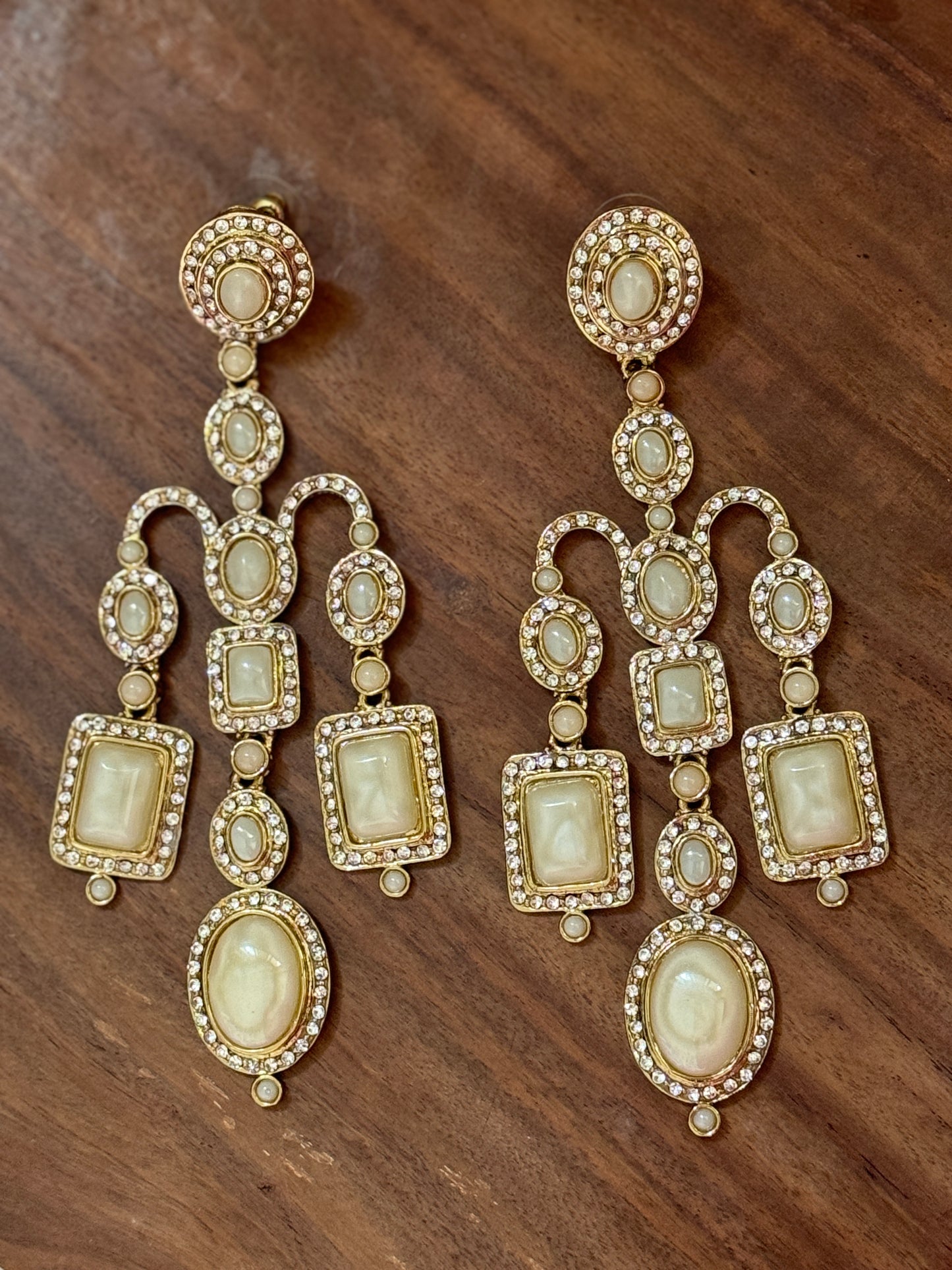 Pearl Long Chandeliers