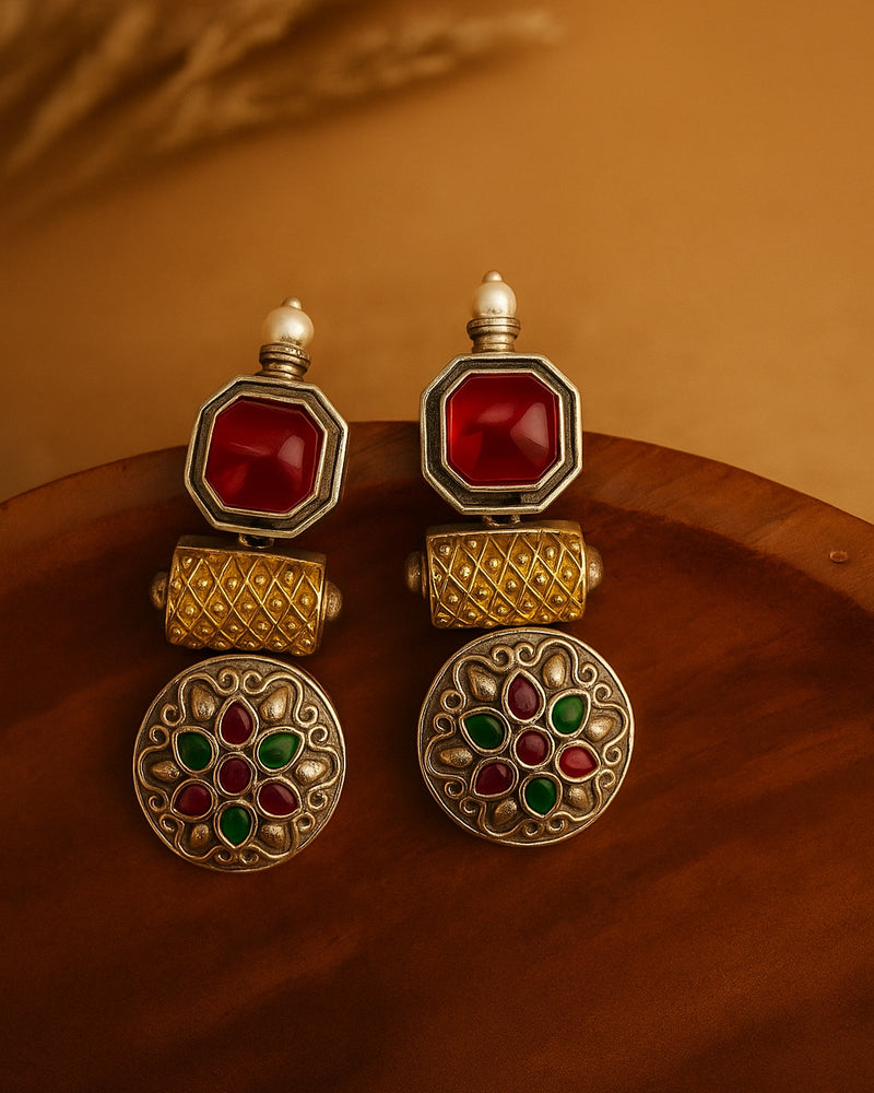 Roopika Danglers