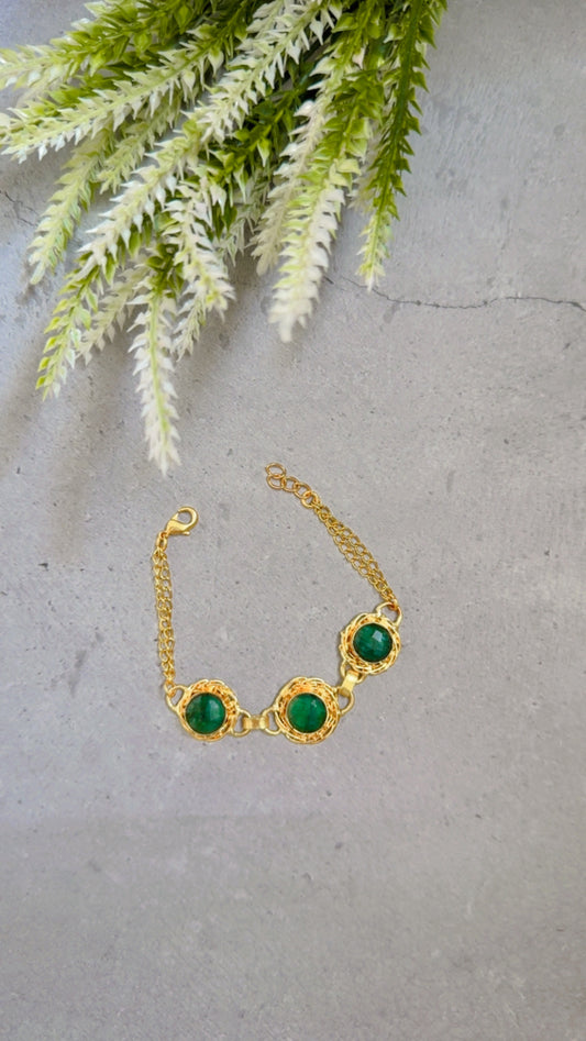 Green Shaded Stone Bracelet