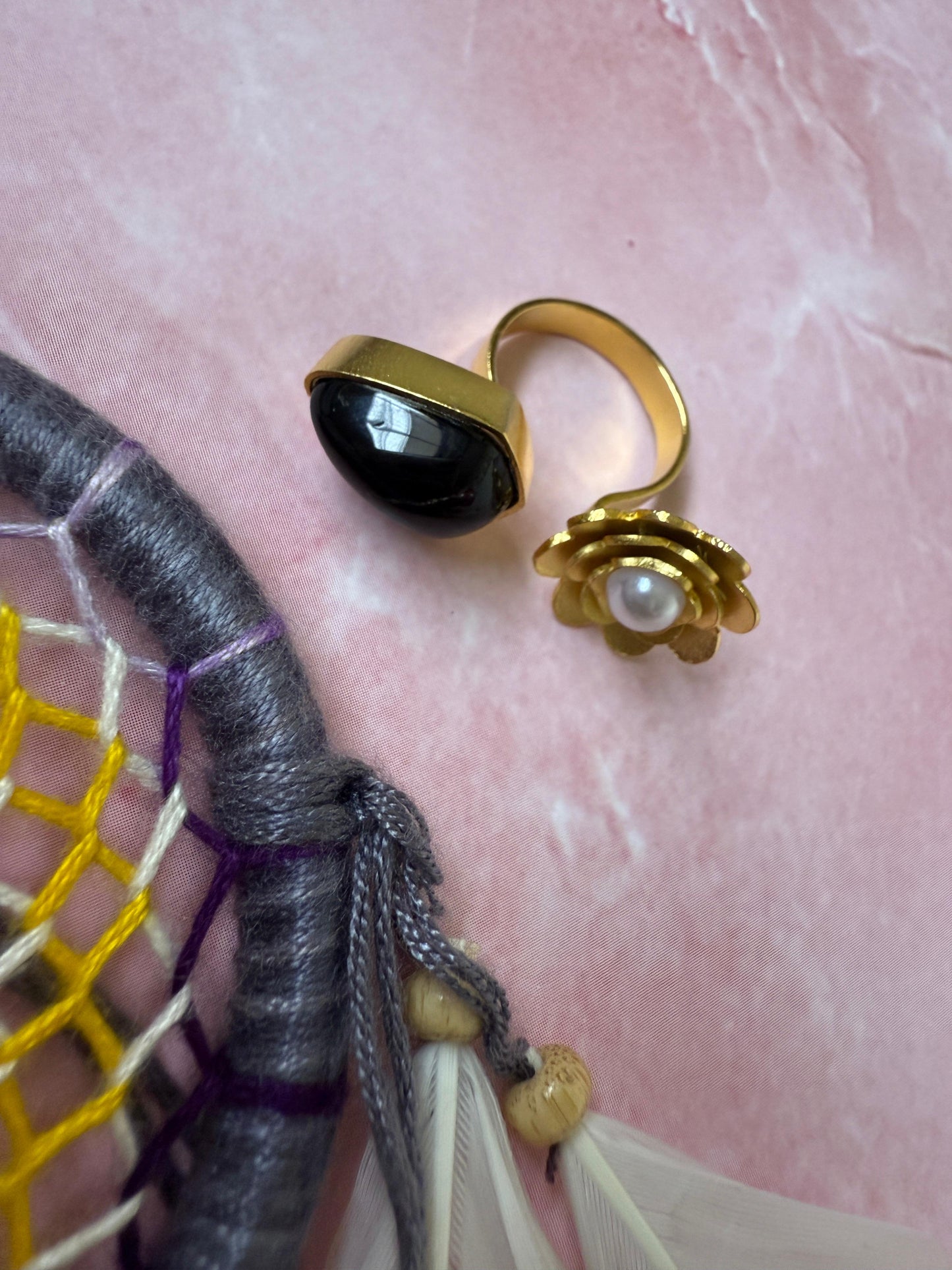 Black Stone Floral Ring