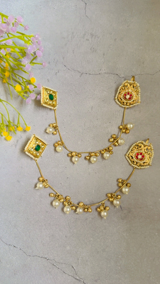 Zaaya Earchain Studs