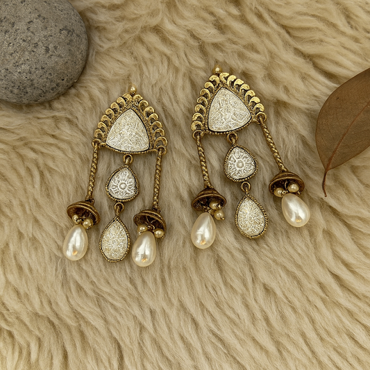Kanika Danglers