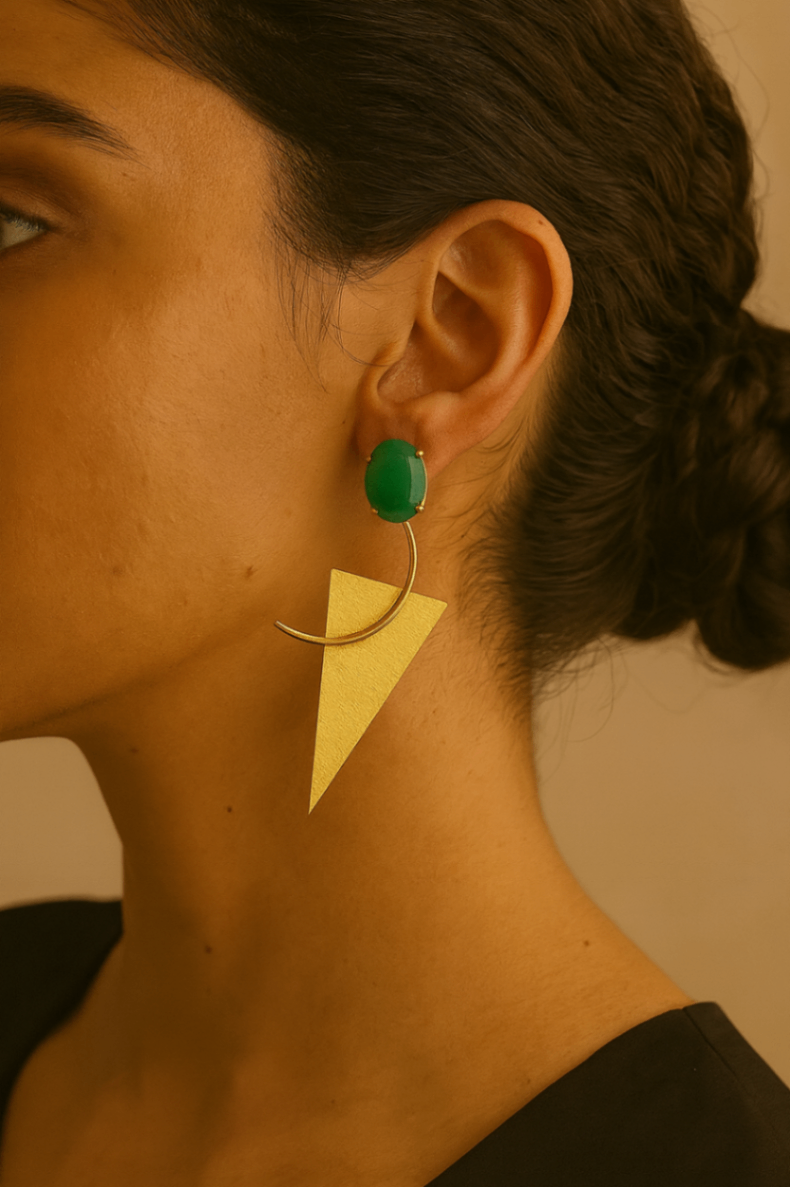 Divira Studs
