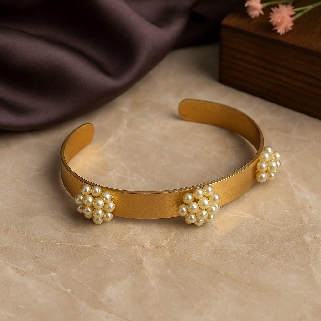 Cluster Pearl Bracelet