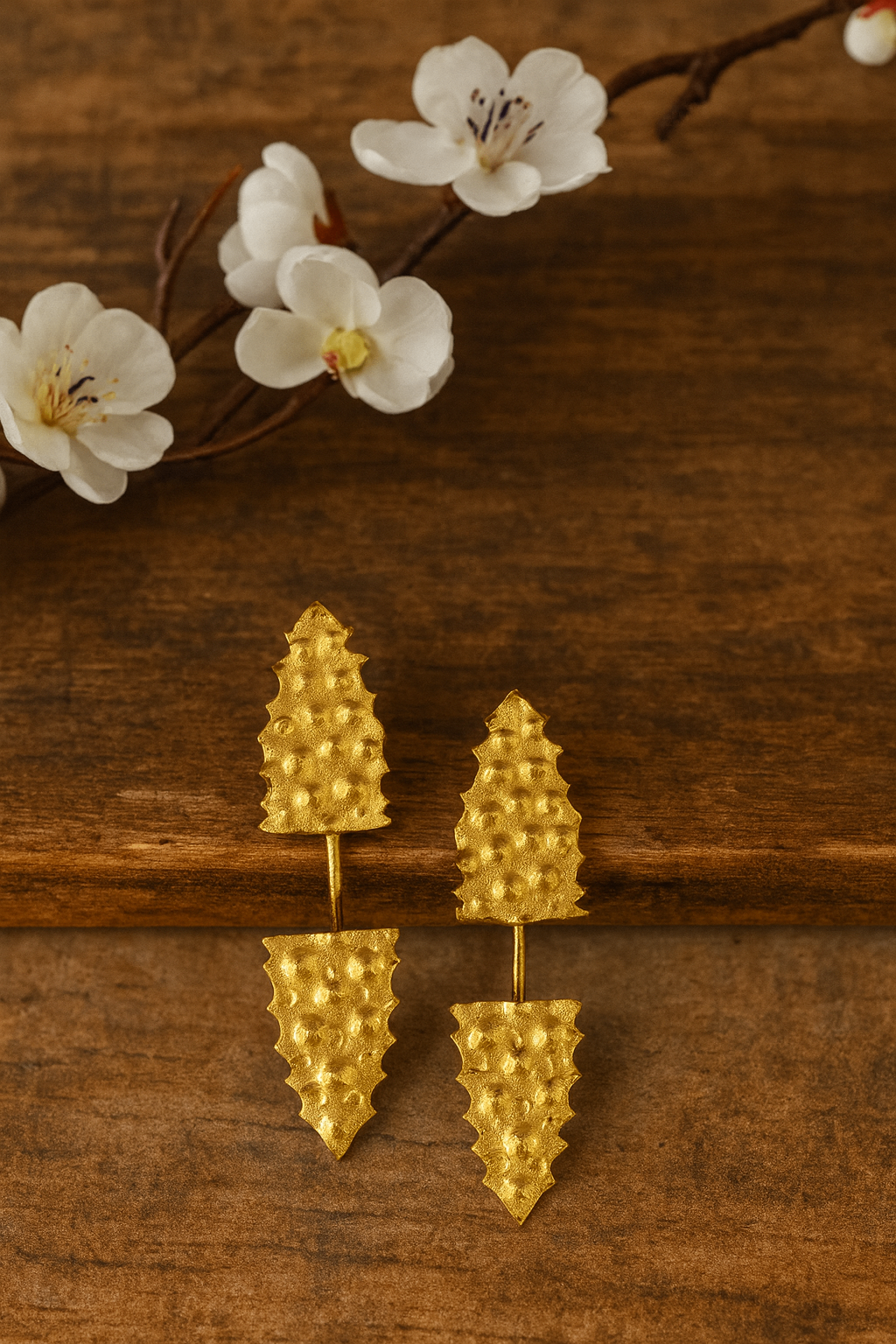 Ishara Textured Studs