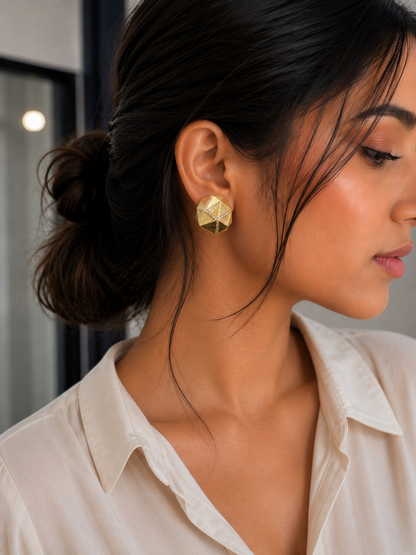 Aaruni Studs