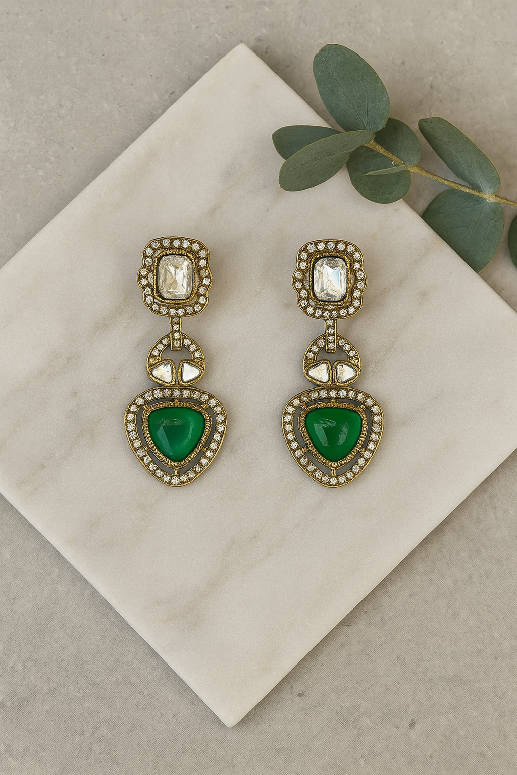 Nayna Danglers
