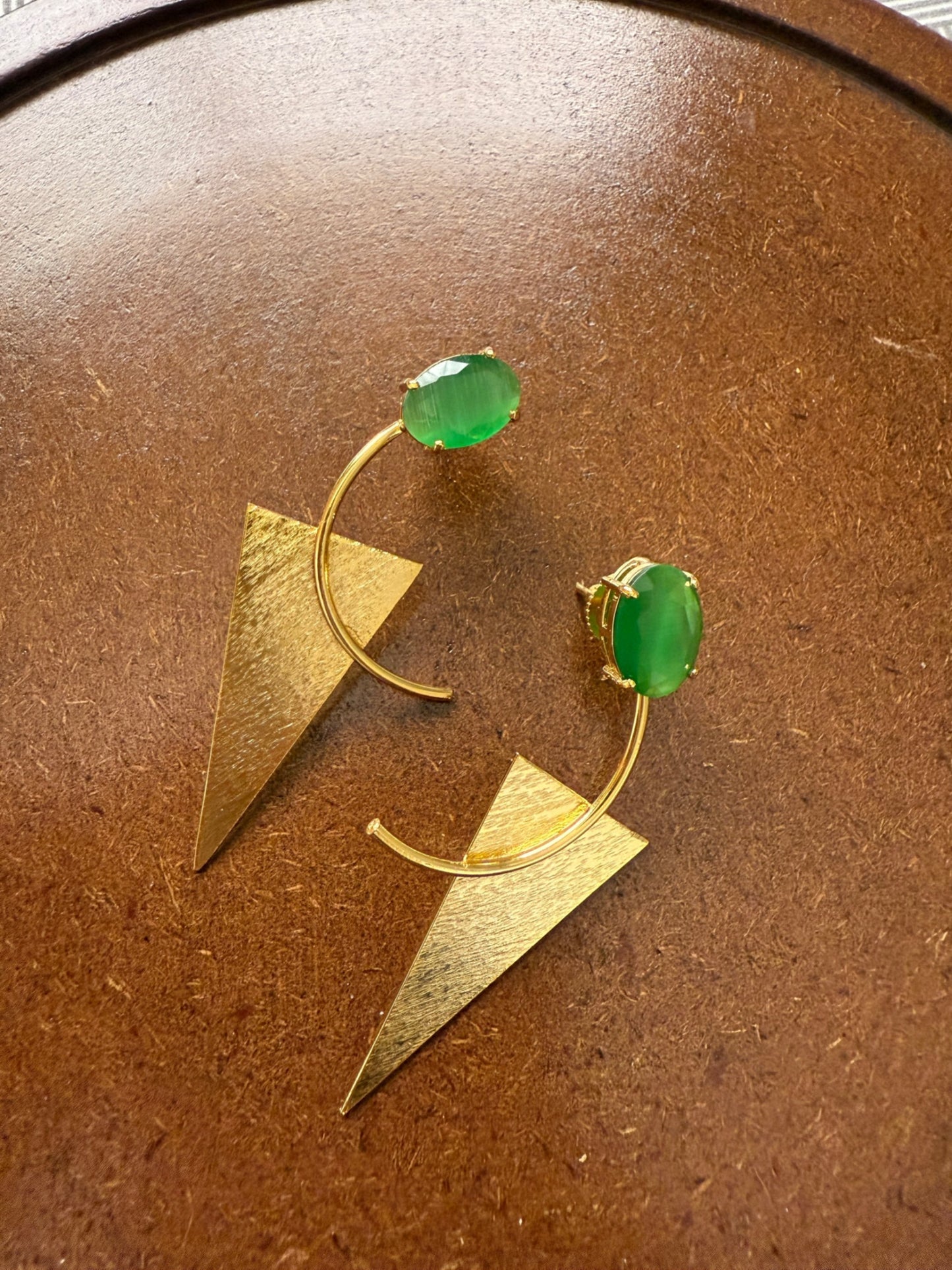 Divira Studs