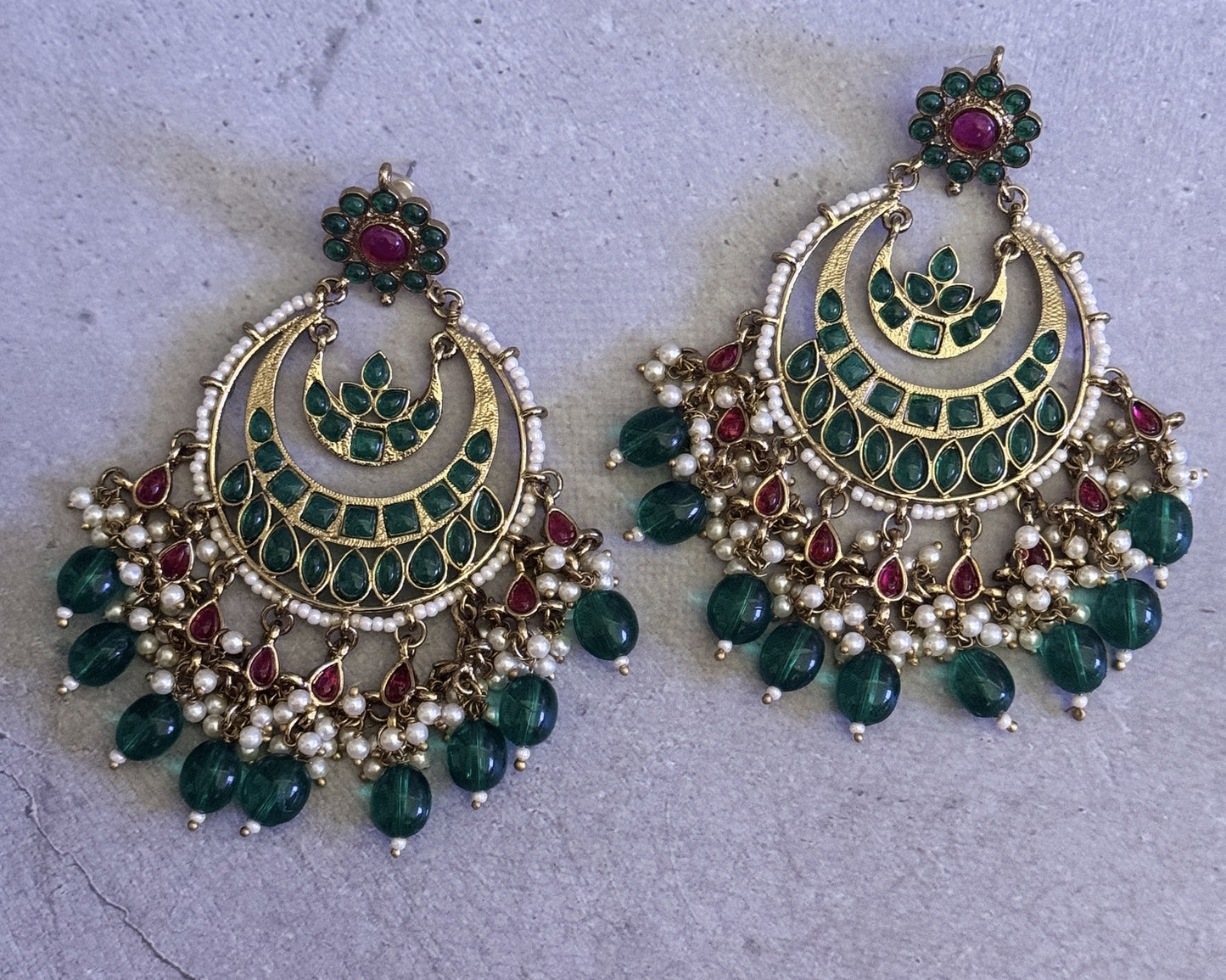 Green Jhanvi Chaandbali