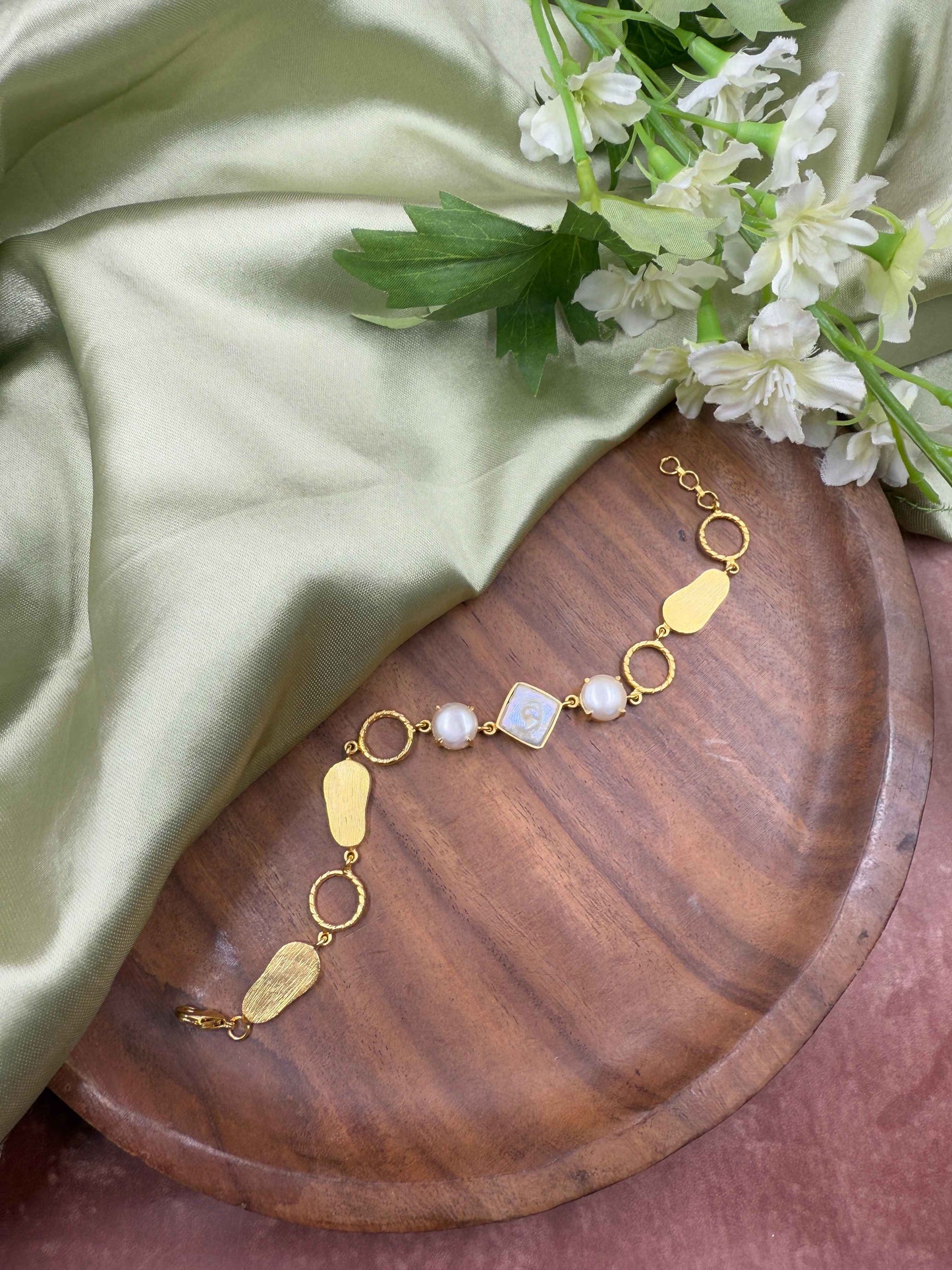 MOP Loose Bracelet