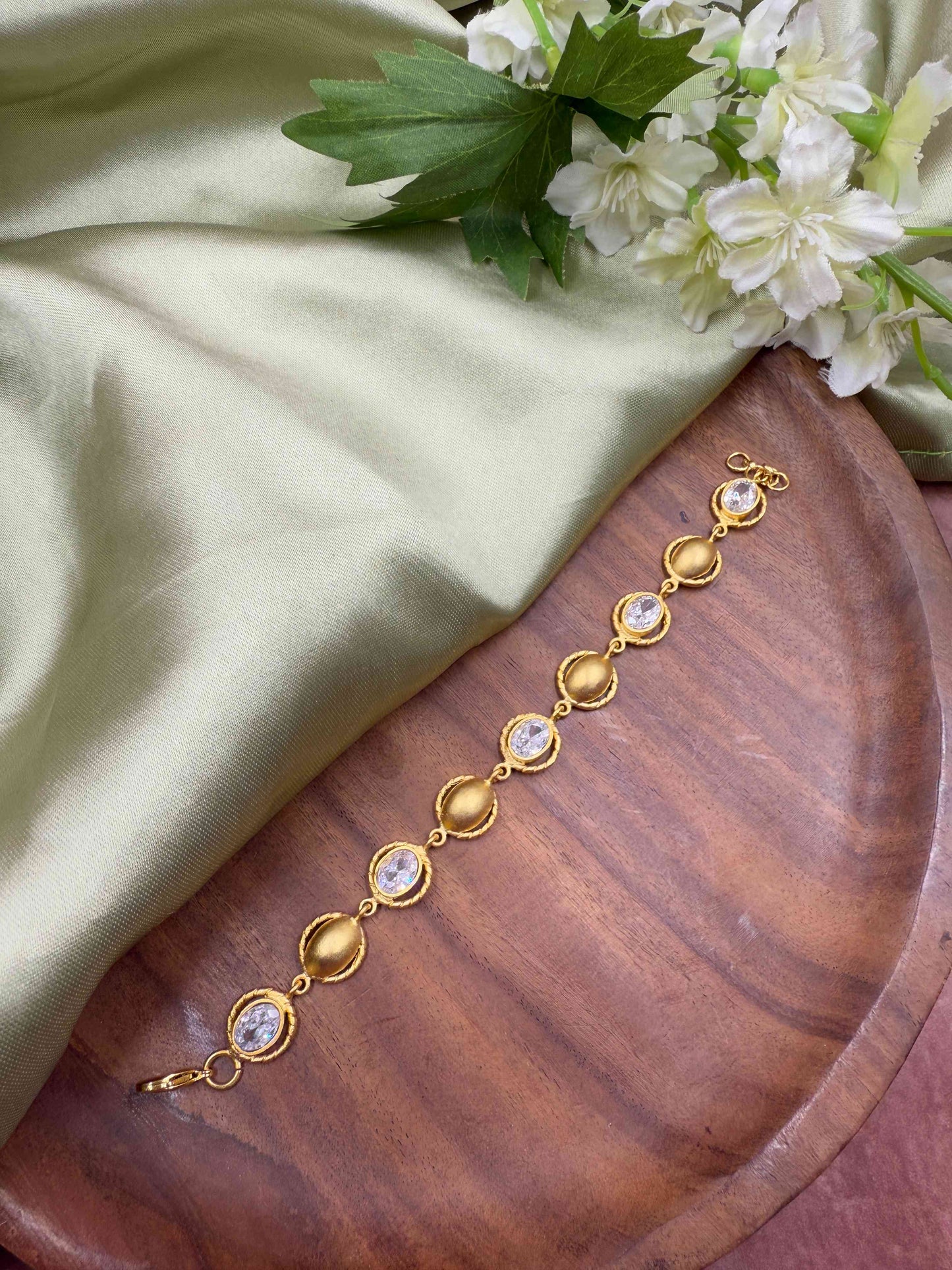 Stone Loose Bracelet