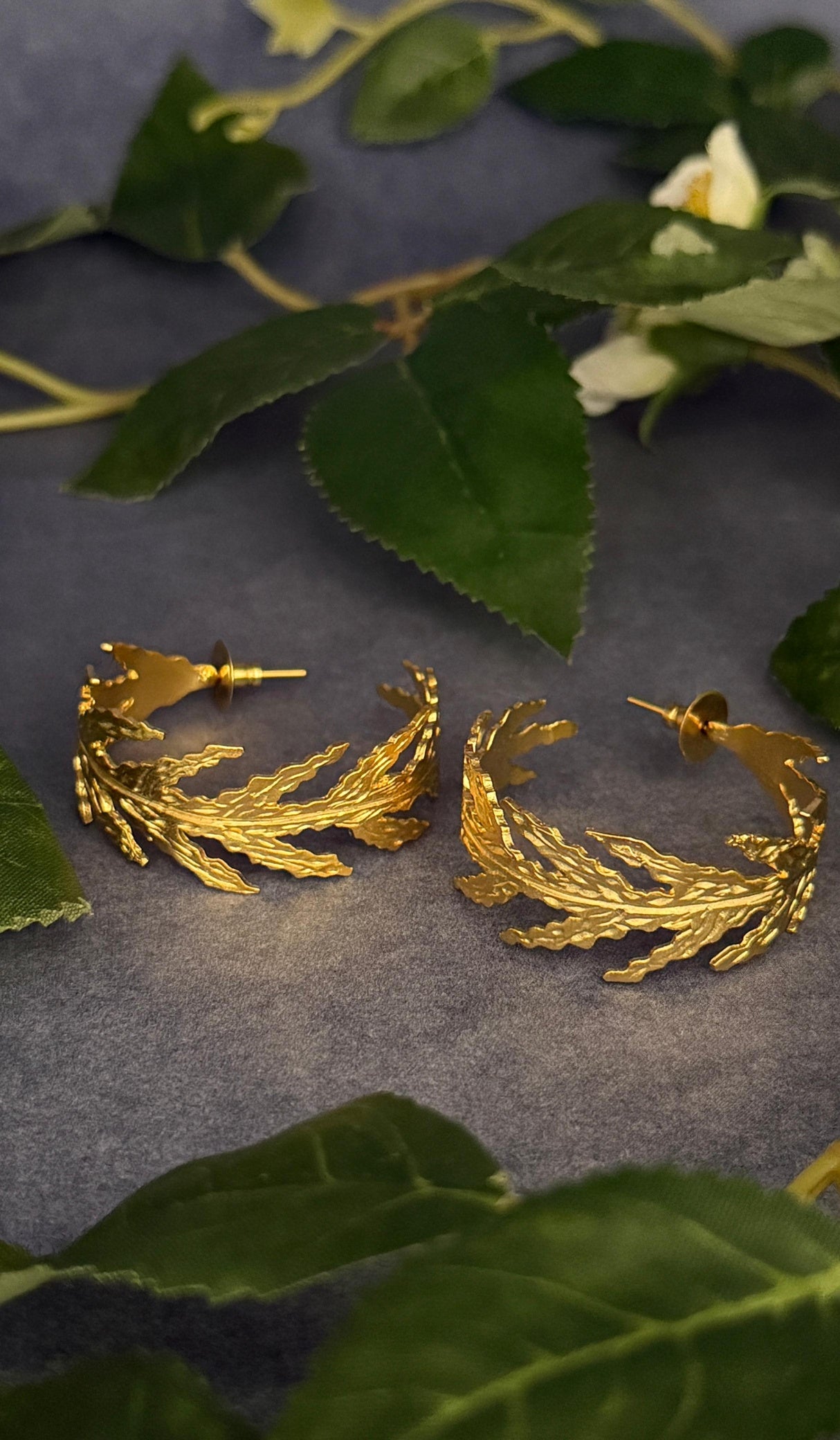 Leaf Hoops