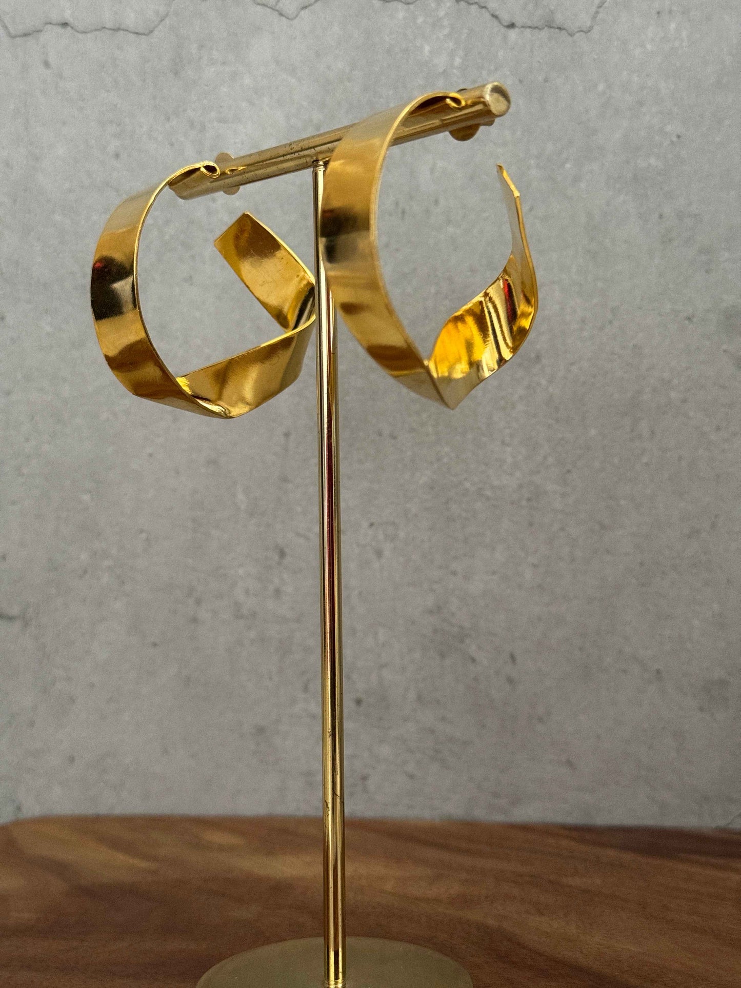 Twisted Hoops
