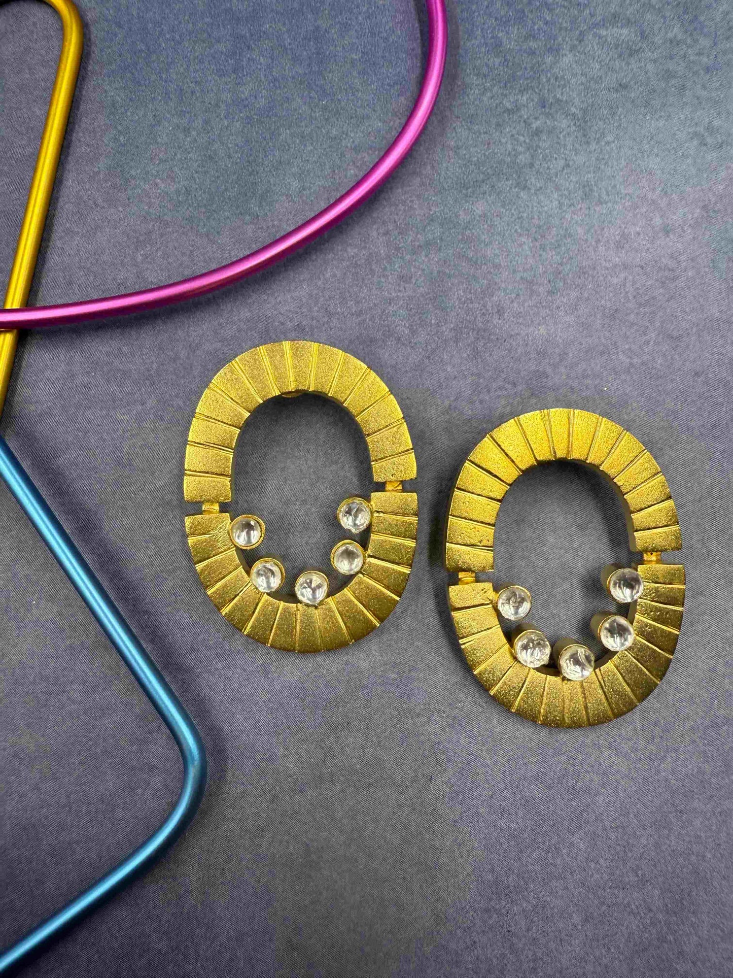 Textured Oval Kundan Studs