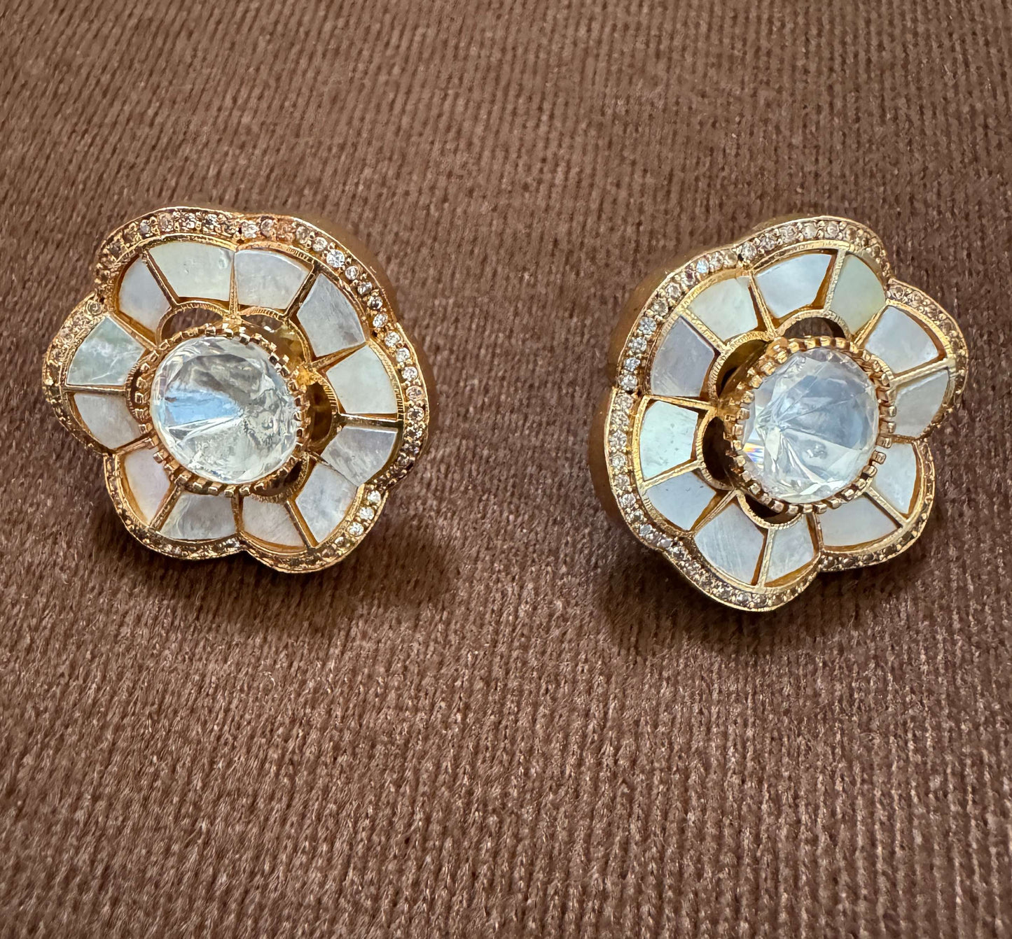 Mop Mini Studs