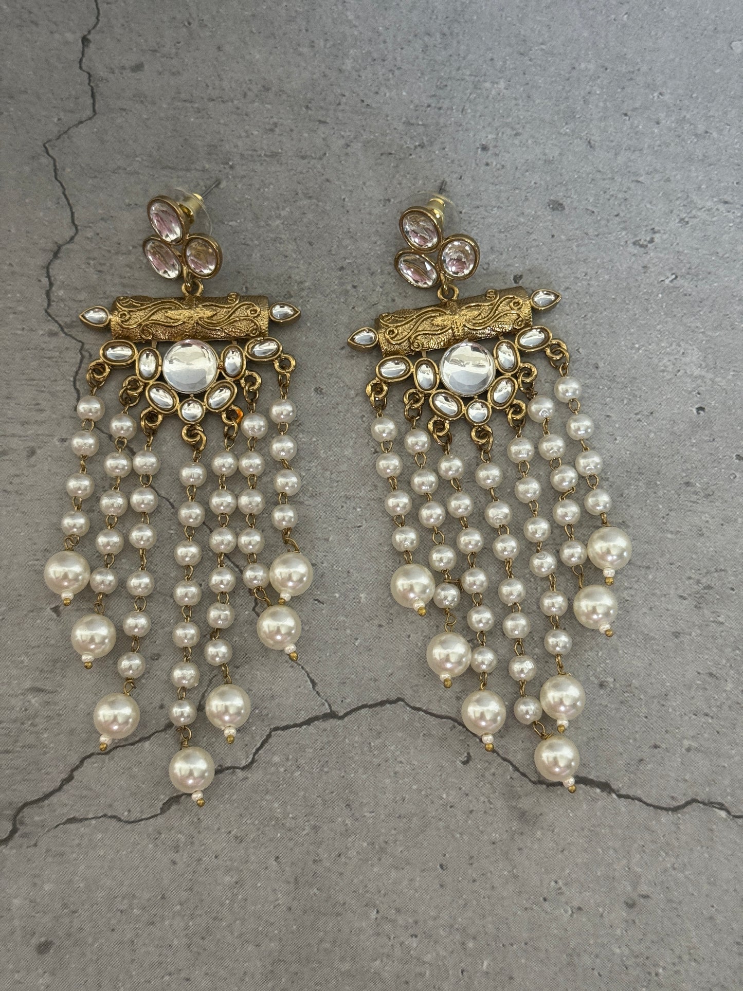 Pearl Tassel Textured Danglers