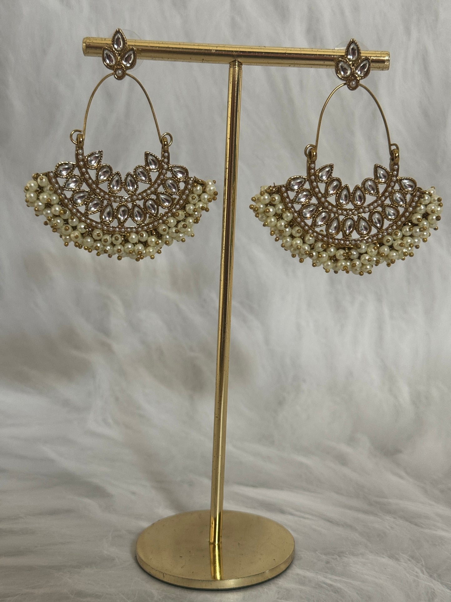 Cluster Pearl Chaandbali