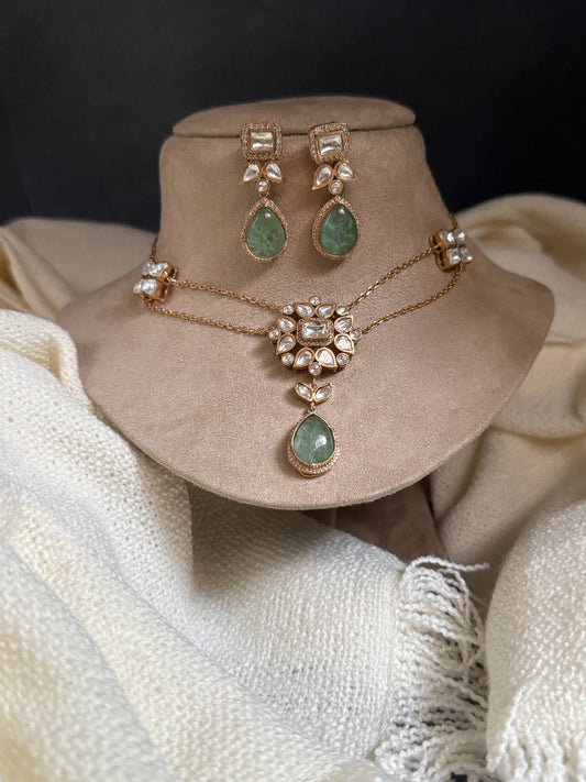 Green Aisha Pendant Necklace Set