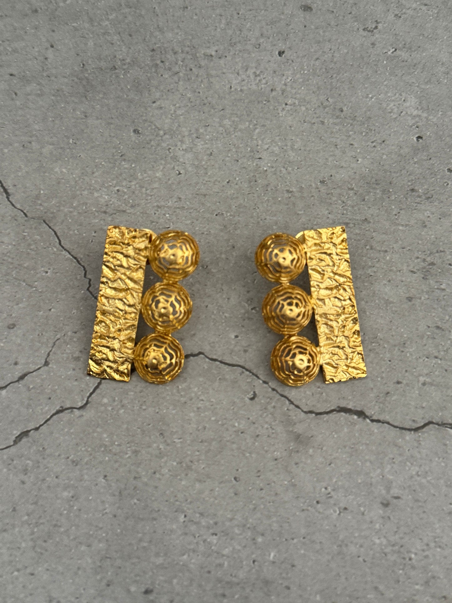 Miraah Cutwork Studs