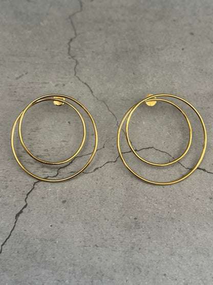 Elara Overlap Studs