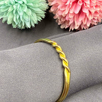 Half Twisted Bracelet