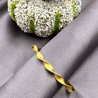 Twisted Mini Bracelet