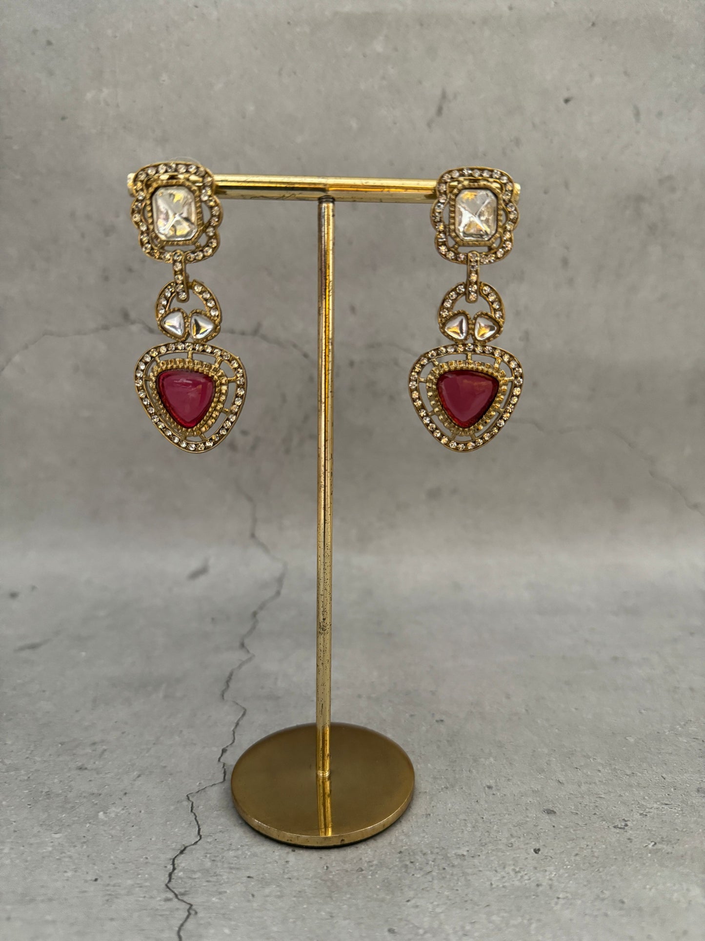 Nayna Danglers