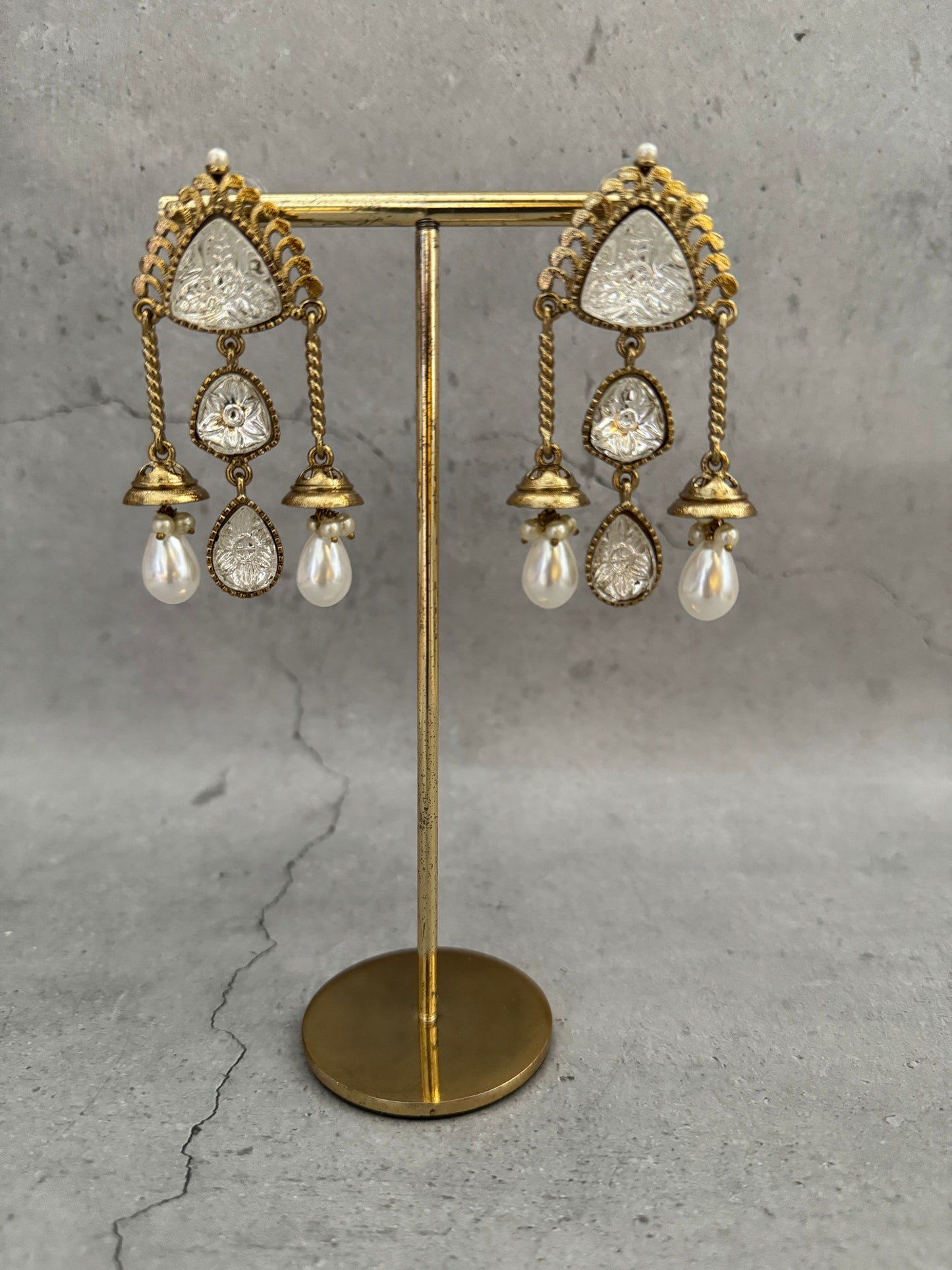 Kanika Danglers
