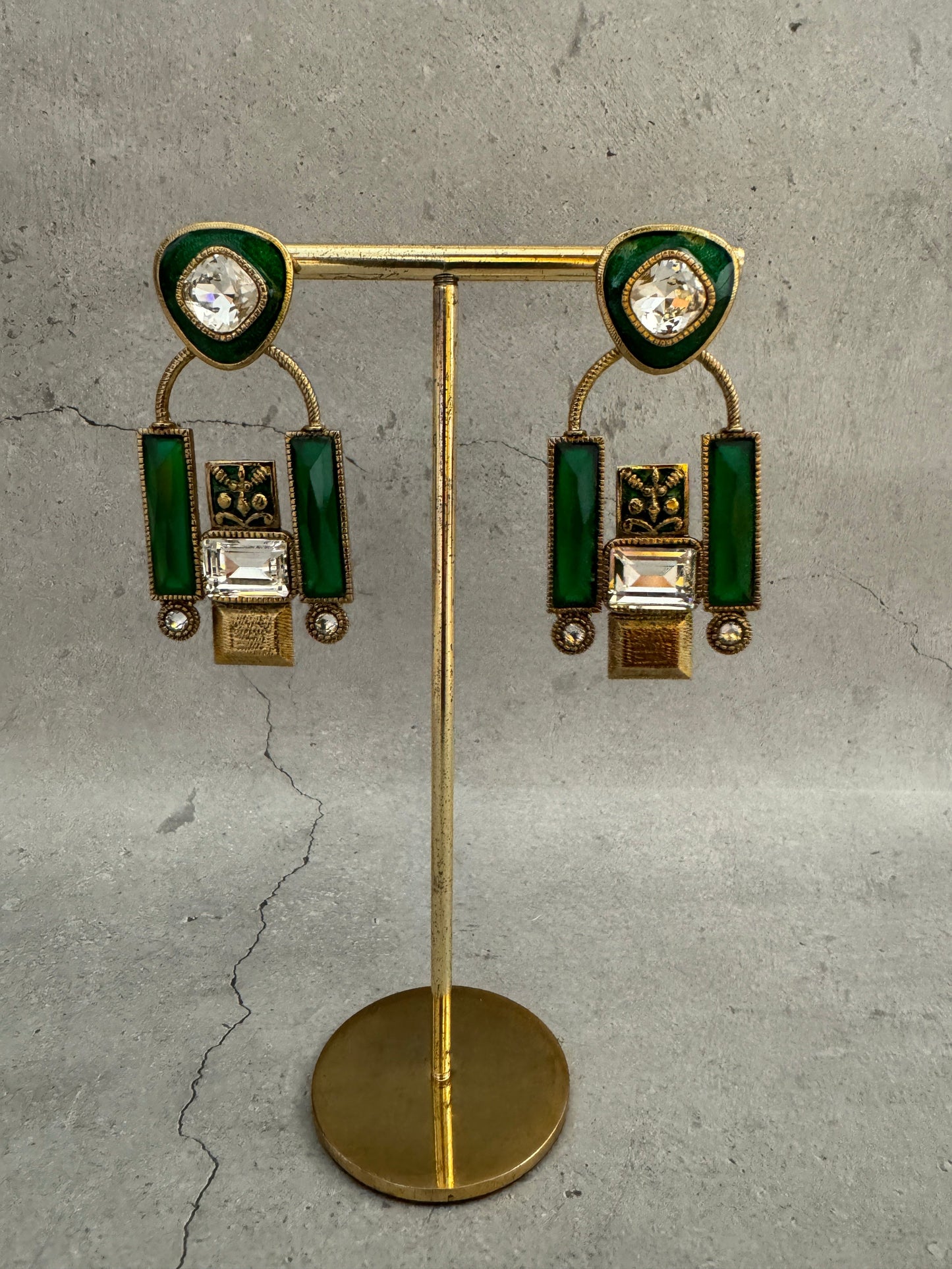 Navira Danglers