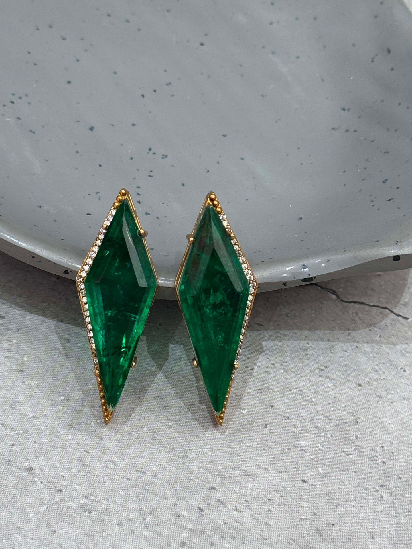 Green Kite Studs
