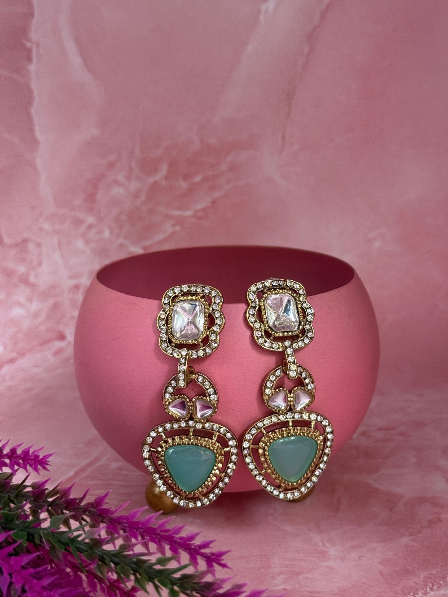 Nayna Danglers