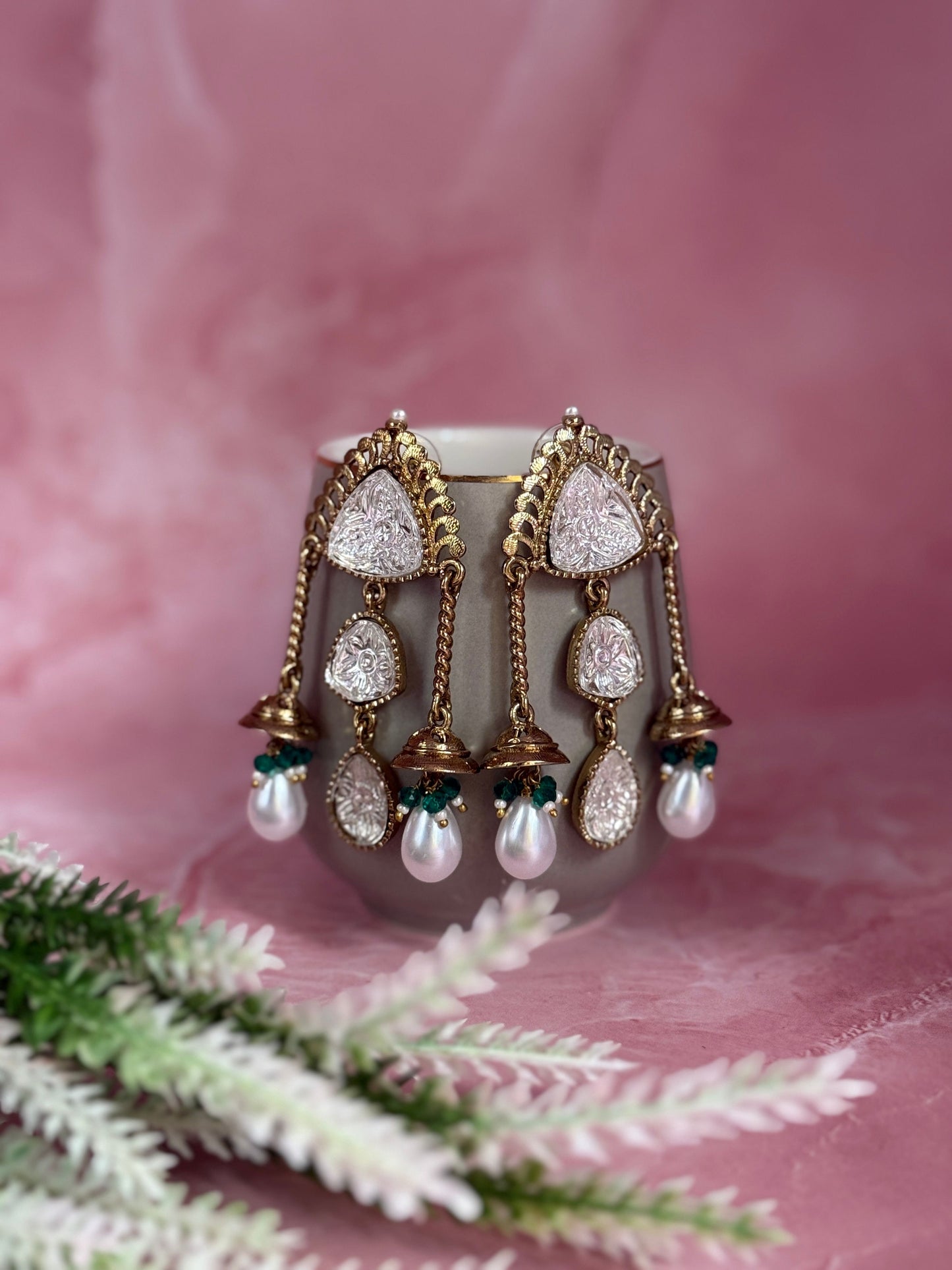 Kanika Danglers