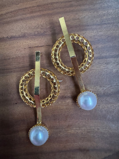 Textured Pearl Round Danglers
