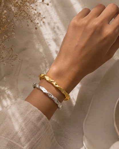Gold Twisted Kada