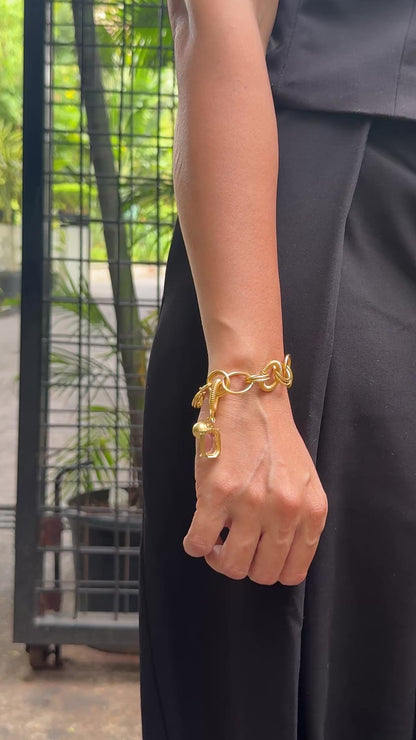 Urvi Rings Bracelet